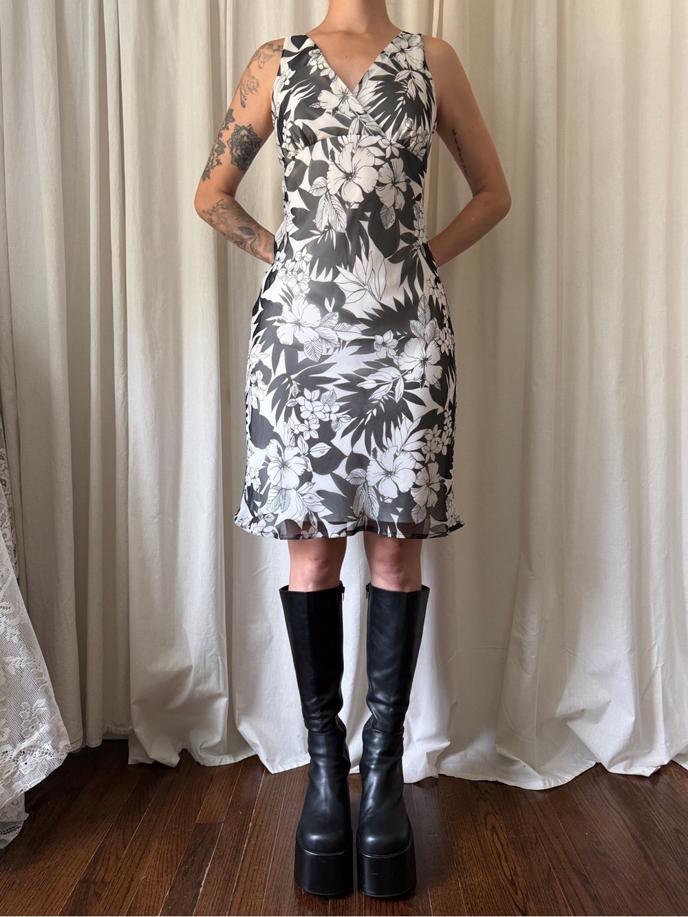 Vintage FLP Black & White Midi Dress Tropical Floral Print Women's Size 4 | Y2K